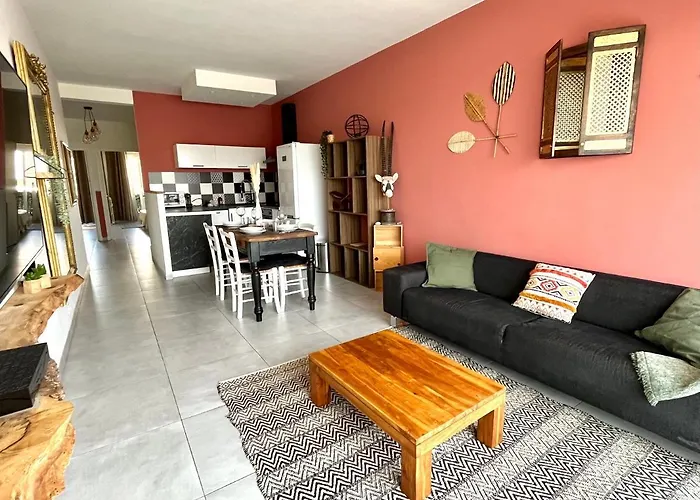 2 Bedrooms - Sea View Apartment
